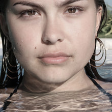 Carica l'immagine nel visualizzatore di Gallery, Orecchini a cerchio