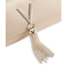 Carica l'immagine nel visualizzatore di Gallery, Pochette Valentino