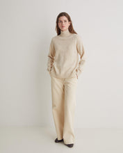 Carica l'immagine nel visualizzatore di Gallery, Maglione collo alto Yerse