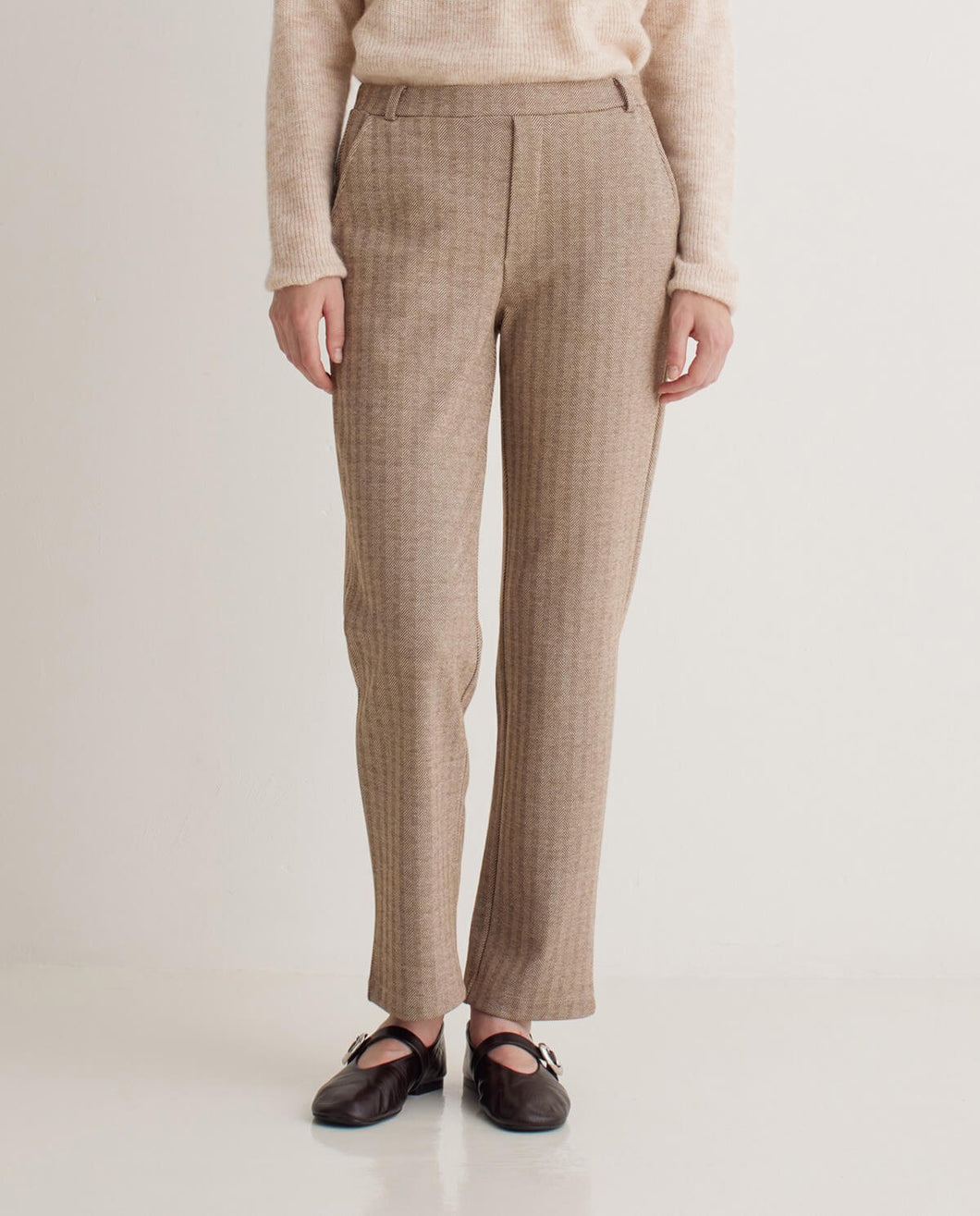 Pantaloni regular Yerse